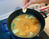 【韓式麵疙瘩湯】《一日三餐：漁村篇》車勝元雨天的料理的食譜步驟4照片