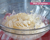 A picture of step 9 of Lemon Cupcakes + Lemon Buttercream Frosting = The Perfect Cupcake.