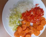 Foto del paso 2 de la receta Lengua estofada con vino tinto