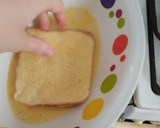 Foto del paso 2 de la receta: Tostadas francesas dulces!