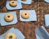 Foto langkah ke 5 dari resep Donat Ubi Kuning.