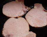 Foto del paso 1 de la receta: Chuletas a la naranja👩‍🍳