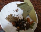 A picture of step 3 of Whaite chicken qorma.