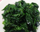 Foto langkah ke 2 dari resep Tumis Daun Pepaya Jepang.