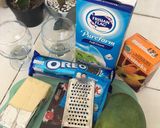 Foto langkah ke 1 dari resep Oreo mango cheesecake.