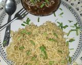 A picture of step 7 of Onion maggie and manchow maggie soup.