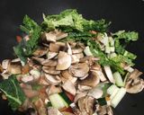 Foto del paso 2 de la receta Fideos chinos (verduras pollo y gambitas)