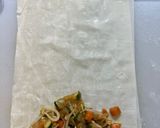 Foto del passaggio 4 della ricetta Involtini di pasta fillo con verdure