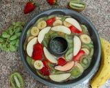 A picture of step 12 of Fruit Jello Cake.