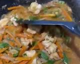 Foto langkah ke 6 dari resep Tumis Udang Saori Saos Tiram.