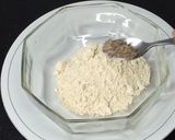 A picture of step 1 of Besan ka khagina بیسن کا خاگینہ.