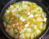 Foto del paso 3 de la receta: Crema de calabacín, puerro y manzana