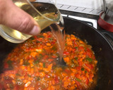Foto del paso 4 de la receta: Alitas de pollo en salsa jardinera pasada por colador chino