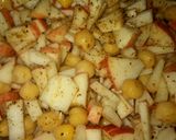 A picture of step 2 of Simple chana salad.