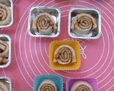 Foto langkah ke 5 dari resep Cinnamon Roll Bread Pudding | Puding Roti Tawar Gulung KayuManis.