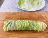 A picture of step 2 of Chinese Cabbage & Chicken Breast Rolls.