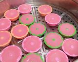 Foto langkah ke 4 dari resep 141. Kue Kaswi Merah Putih.