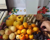 Foto del paso 1 de la receta: Ponche de frutas navideño