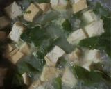 Foto langkah ke 3 dari resep Daun So Tahu Masak Santan.