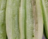 A picture of step 1 of Stuffed Cucumber Boat.