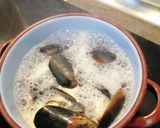 Foto del paso 2 de la receta Garbanzos con mejillones