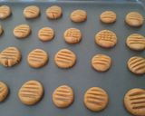 A picture of step 4 of Easiest Peanut Butter Cookies.