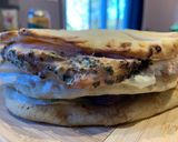 Une image de l'étape 4 de « Club Naan-wich » à la grecque.