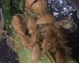Foto langkah ke 3 dari resep Tumis pok choy - bakso.