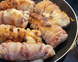 Foto del paso 7 de la receta: Solomillo de cerdo con panceta y queso