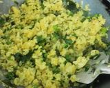 मटर बटाटा पोहे (Matar Batata Pohe Recipe In Marathi) रेसिपी स्टेप 5 फोटो 
