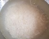 A picture of step 2 of Saffron rice.