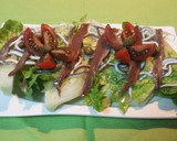 Foto del paso 4 de la receta: Cogollos de lechuga con anchoas y gulas