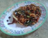 Foto langkah ke 7 dari resep Oseng Cumi Pedas Manis.