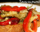 Foto del paso 1 de la receta: Tosta de Espencat 🍆🍆 🌶 🌶 🌍