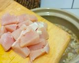 Foto langkah ke 3 dari resep Sup Tofu Jamur.