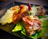 Fokhagymás-majoránnás sült oldalas krumplipürével recept fázis 8 fotója