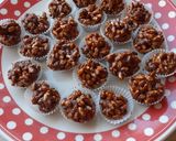 A picture of step 3 of Simple puffed rice sweets.