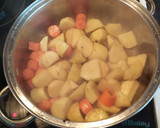 Foto del paso 3 de la receta: Patatas guisadas con costillas