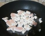 A picture of step 1 of Chicken Bacon Florentine (Fettucine).