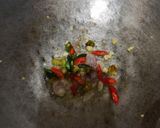 Foto langkah ke 2 dari resep Tumis sayur pelangi.