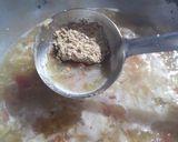 A picture of step 3 of Veg moncho soup.