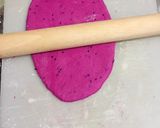 Foto langkah ke 7 dari resep Red Dragon Fruit Bun - Banh Mi Thanh Long Nui.