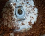 A picture of step 2 of Ferrero Rocher milkshake.