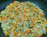 Foto langkah ke 2 dari resep Risol ala Dapoeray's.