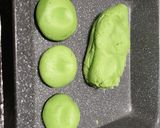 A picture of step 10 of Avocado Peda.