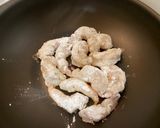 รูปขั้นตอนการทำที่ 4 ของ กุ้งผัดพริกสไตล์ญี่ปุ่น(エビチリ เอบิชิลลี่)