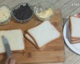A picture of step 4 of Mumbai Style Cheese Chocolate Sandwich//Quick Grilled Chocolate.