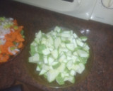 Foto del paso 3 de la receta: Crema de verduras con galleta salada