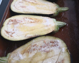 Foto del paso 1 de la receta: Berenjenas rellenas rápidas