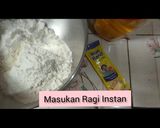 Foto langkah ke 2 dari resep Donat Ekonomis 3Bahan ! No telur ! Ide jualan ! Enak & Lembut.